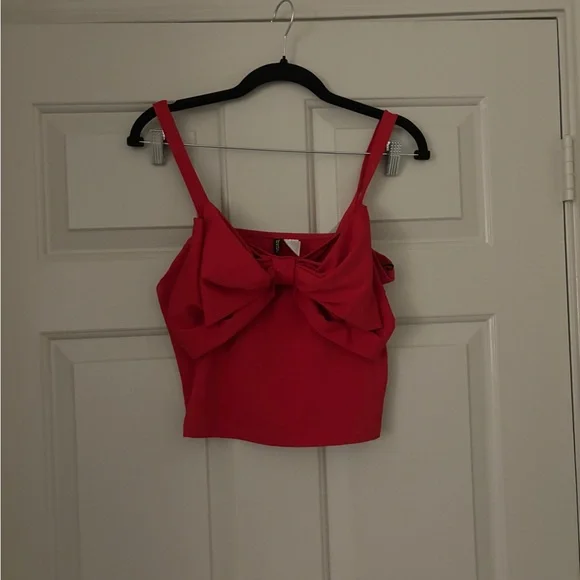 H and M Red Bow Crop Top - Picture 2 of 6